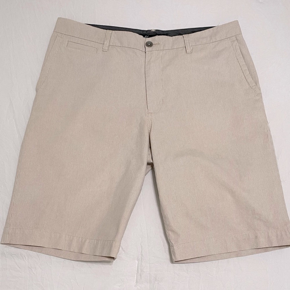 Kenneth Cole New York khaki and white micro stripe shorts